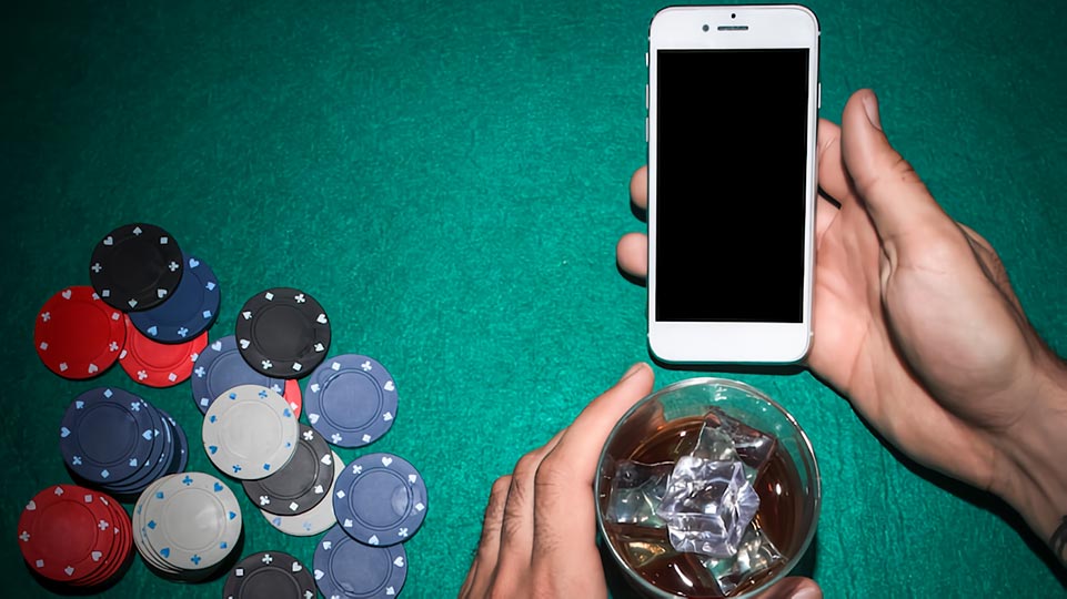 mobile gambling australia 2025