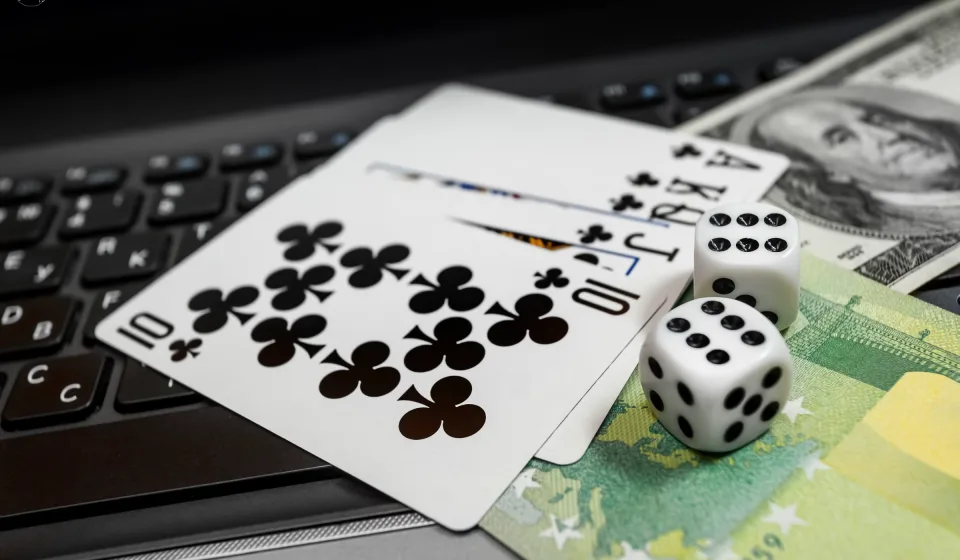 do online casinos track Australian players1