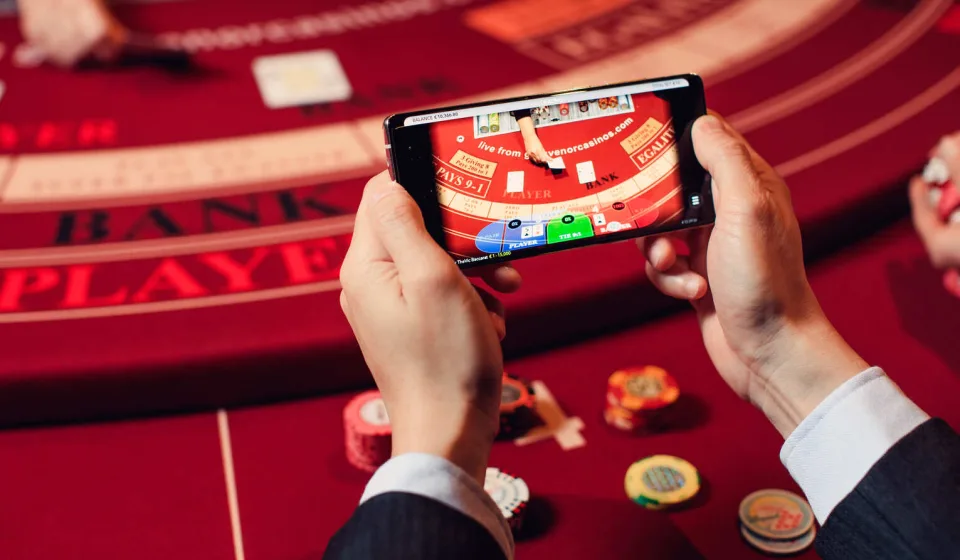 play baccarat online australia